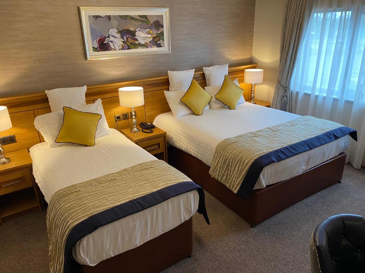 An Grianan Hotel Burt Экстерьер фото