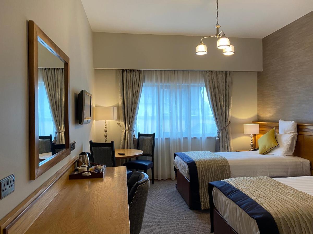 An Grianan Hotel Burt Экстерьер фото