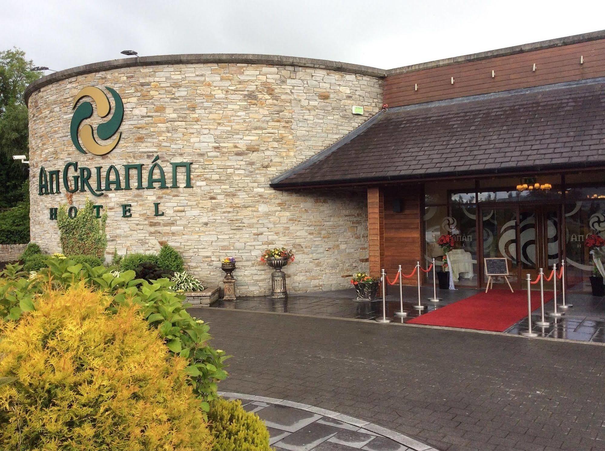 An Grianan Hotel Burt Экстерьер фото